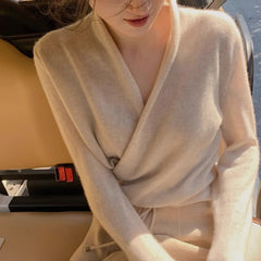Women’s Cashmere Wool Wrap V-Neck Knit Fitted Waist Sweater
