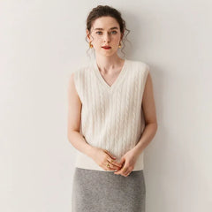 Classic Cable-Knit Cashmere V-Neck Sweater Vest Sleeveless Top