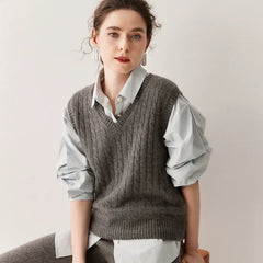 Classic Cable-Knit Cashmere V-Neck Sweater Vest Sleeveless Top